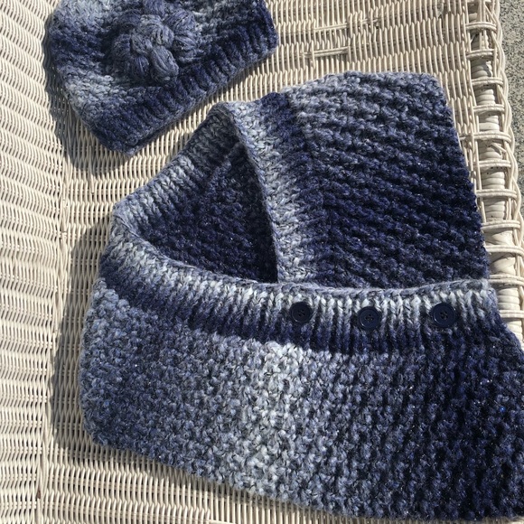 Ombre blue scarf and hat set.  Warm, Cozy, Unique - Picture 2 of 9